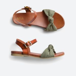 Addilynn Fabric Knot Sandals